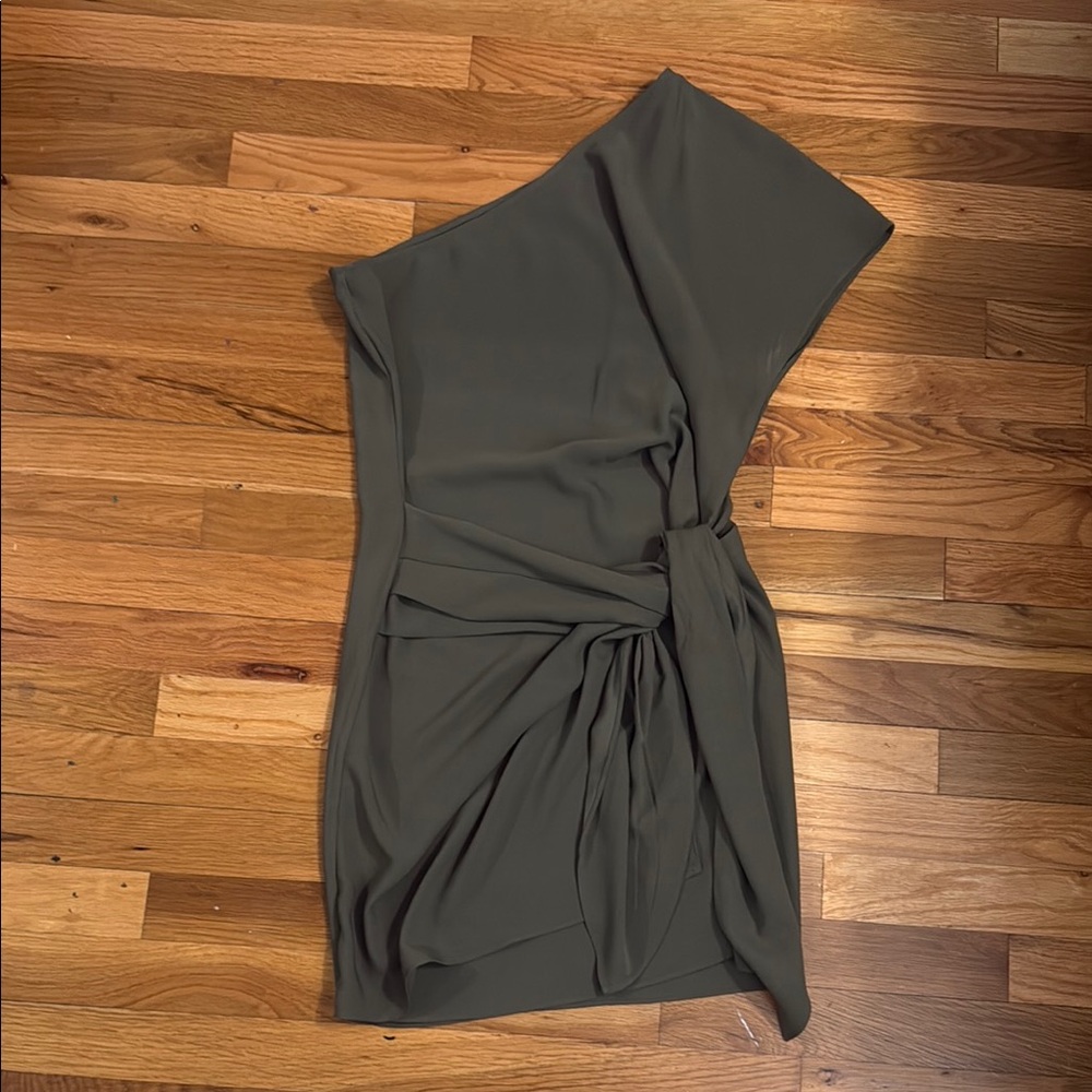 Trouve Gray Asymmetrical Ruched One Shoulder Dress